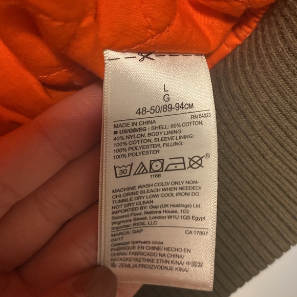 Vintage army green gap bomber jacket- orange interior - Picture 4 of 4